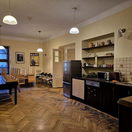 50 People Apartment 克拉科夫 外观 照片
