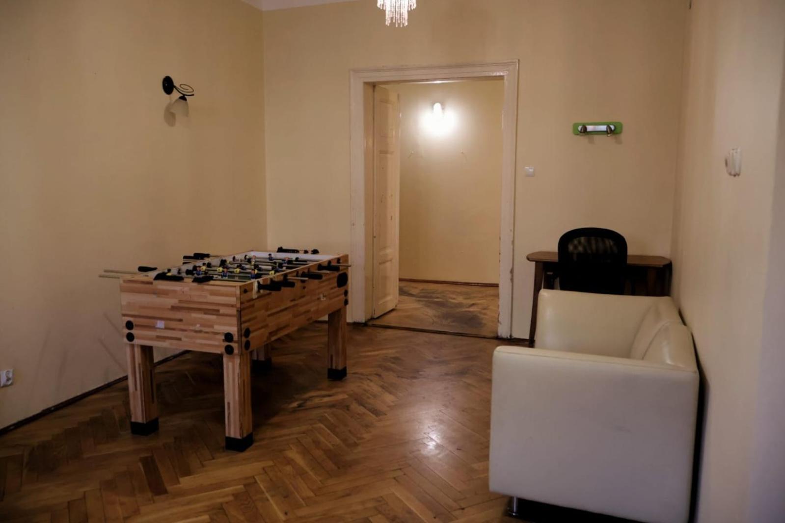 50 People Apartment 克拉科夫 外观 照片
