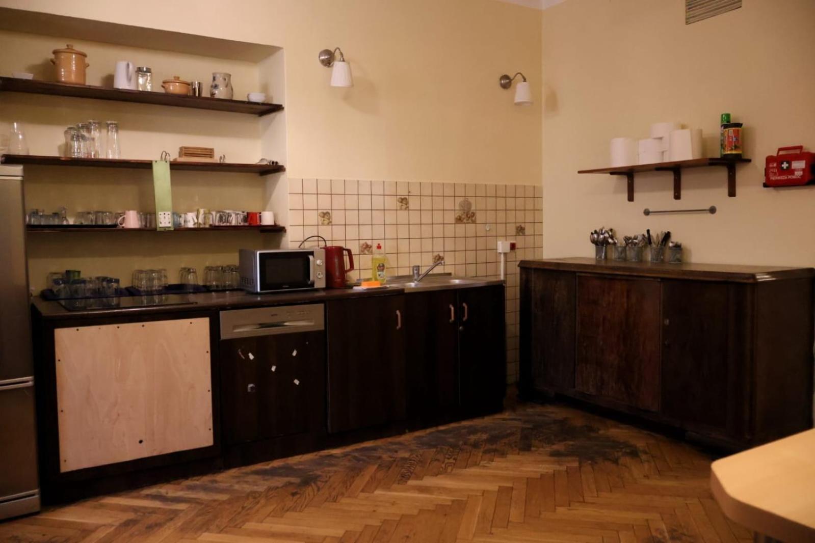 50 People Apartment 克拉科夫 外观 照片